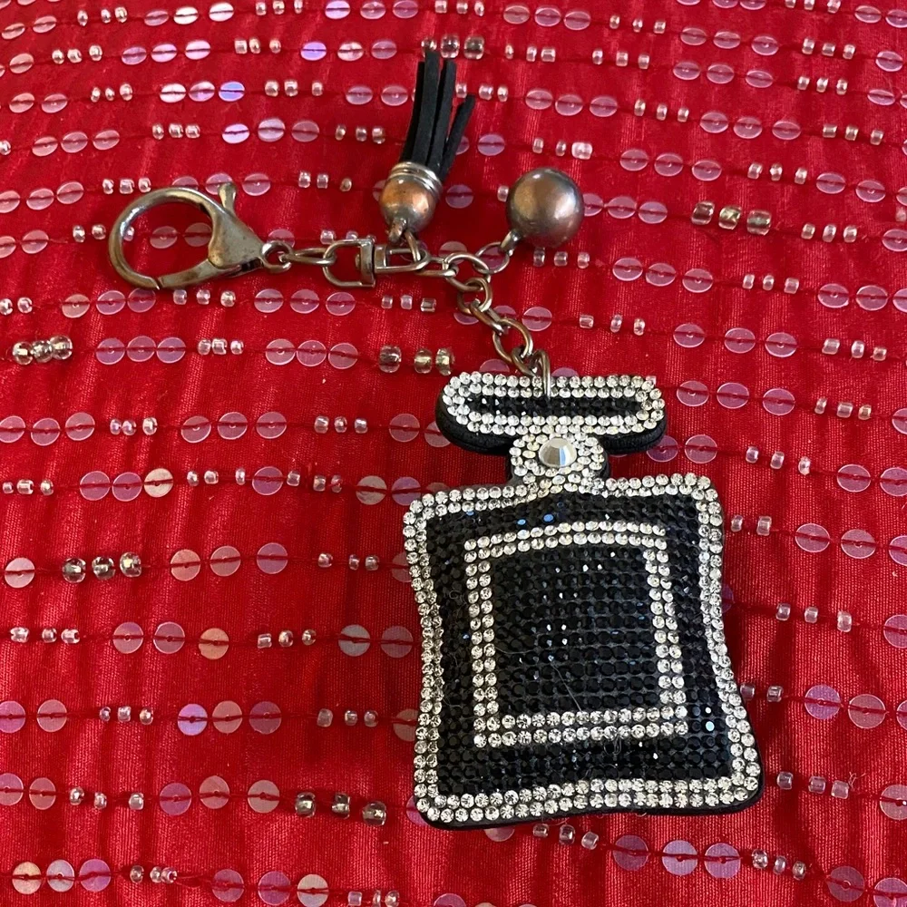 Vintage Sparkling Crystal Black White Key Chain_3